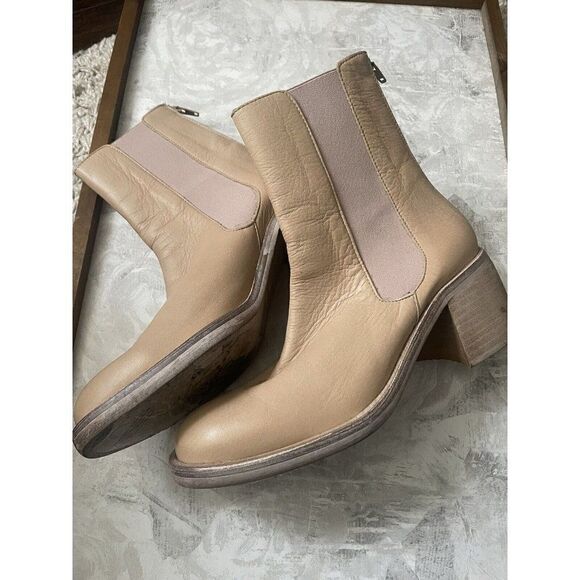 NEW FREE PEOPLE Sz 8 ESSENTIAL CHELSEA BOOT IN SANDY BEIGE - Picture 7 of 8